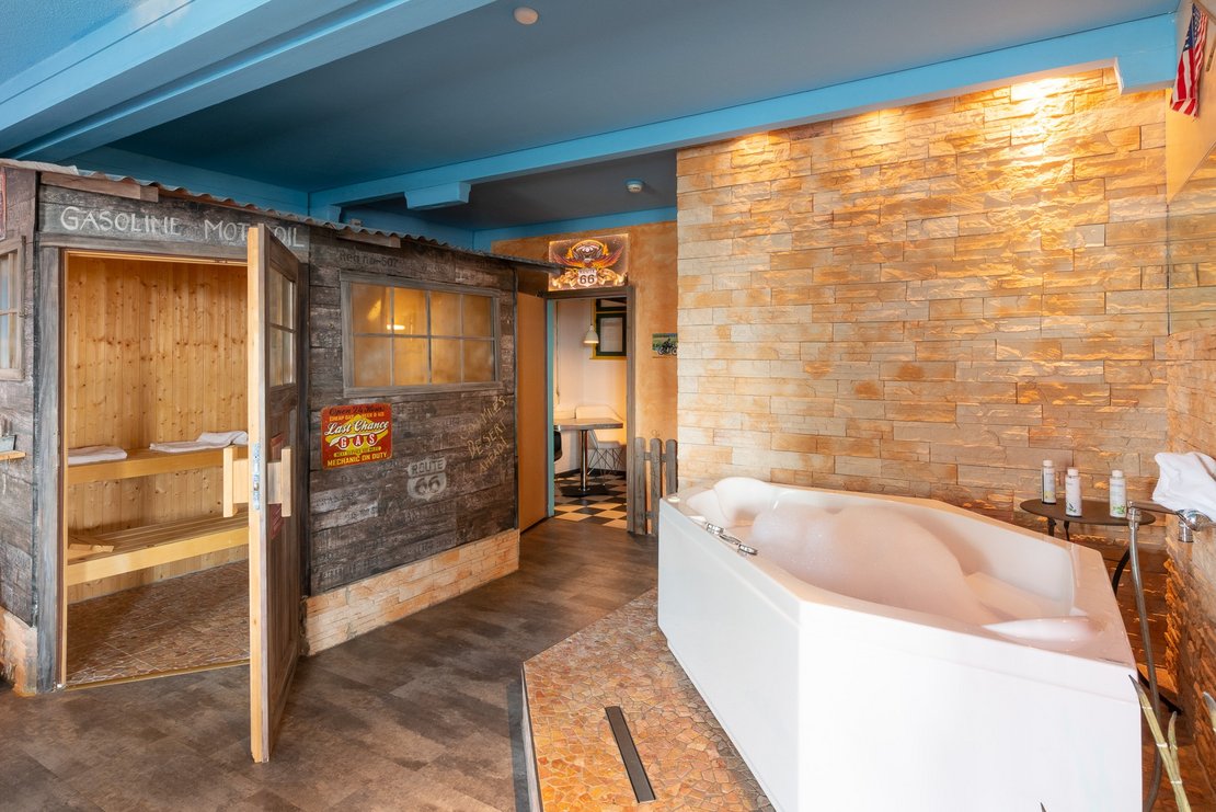 Sauna und Whirlpool Route 66